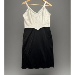 Vintage Vanity Fair Women's 36 Black & White Full Slip Dress Nylon Lace Trim USA